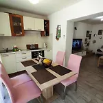 Emi & Nini * Šibenik