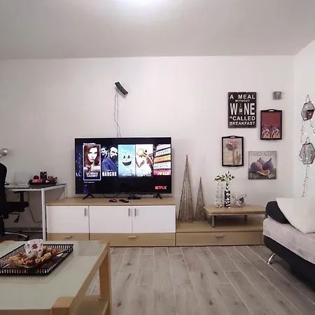 Emi & Nini アパート シベニク