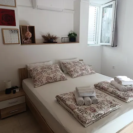 Emi & Nini Apartment Šibenik
