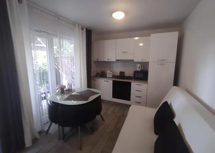 Emi & Nini Appartement *