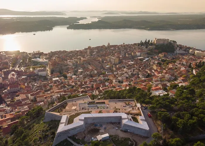 Appartement Emi & Nini Šibenik